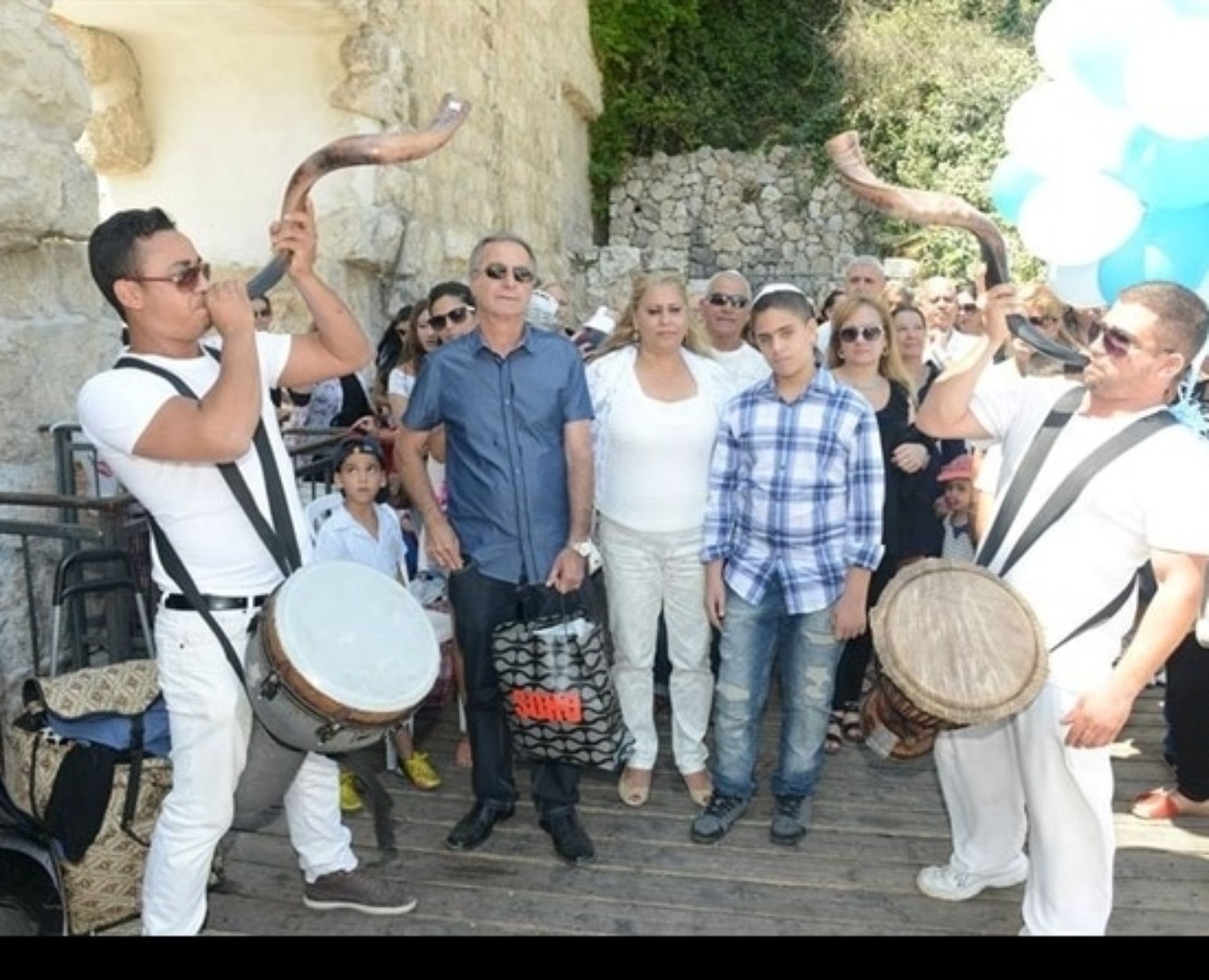 מתופפים ושופרות