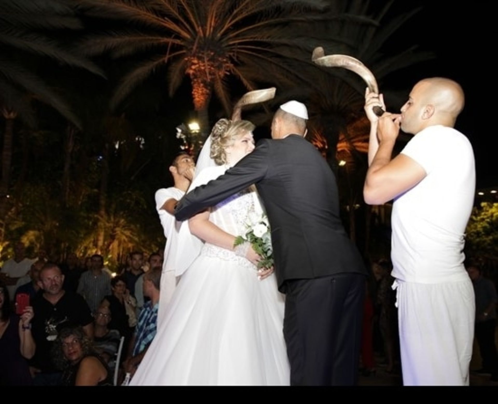 מתופפים ושופרות