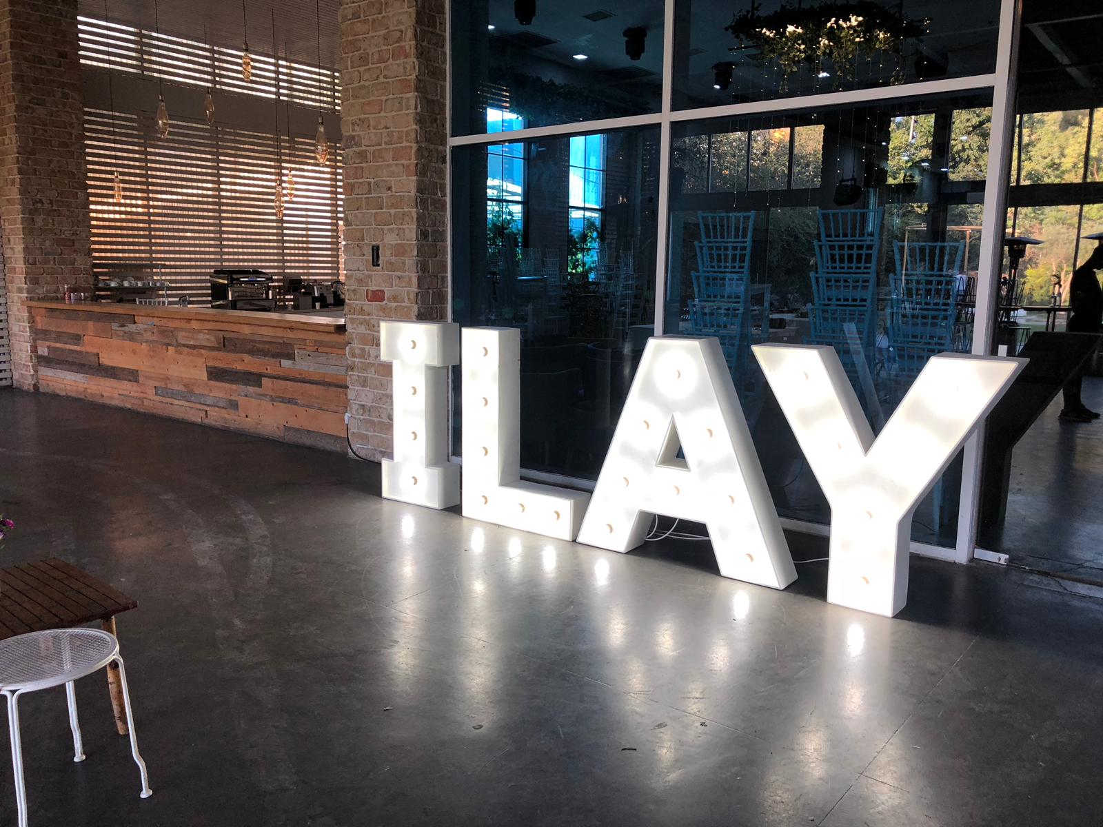 אותיות מוארות לבר מצווה