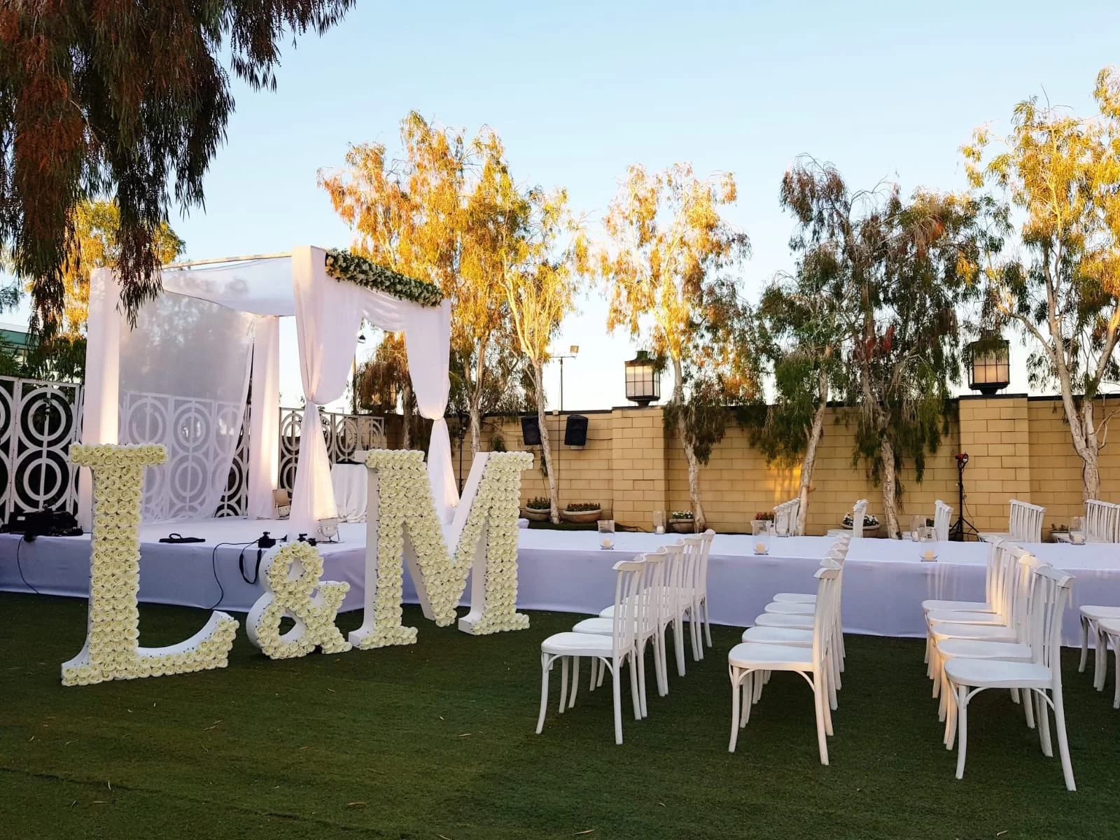 אותיות פרחים 2 - דיל אותיות פרחים ומגנטים ללא הגבלה