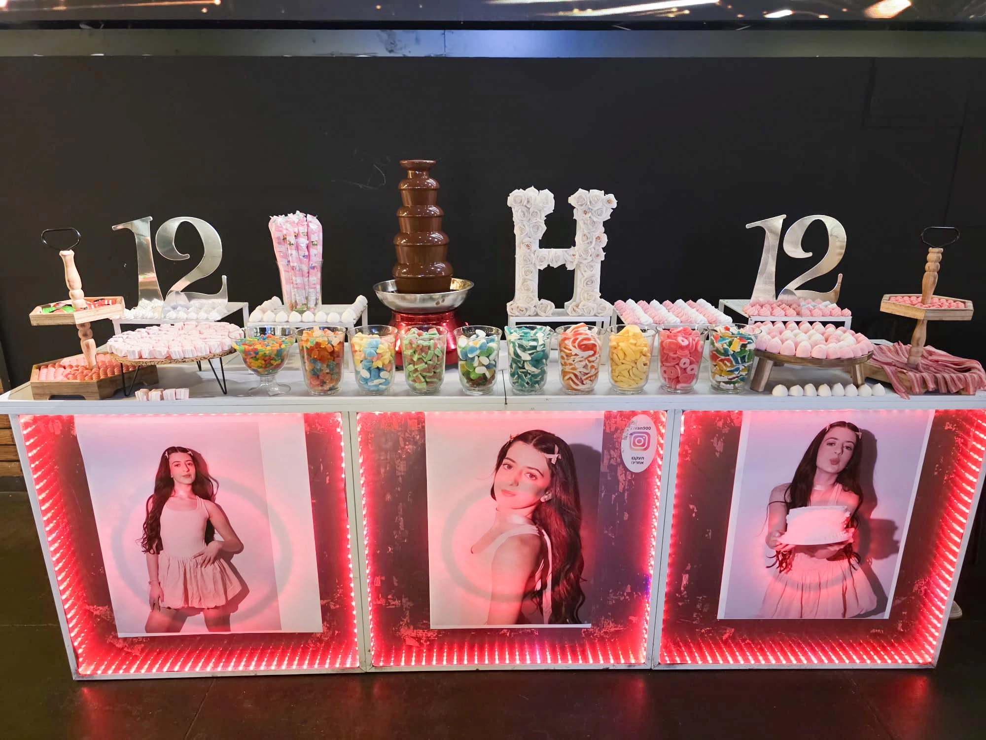 עמדת מתוקים מרהיבה