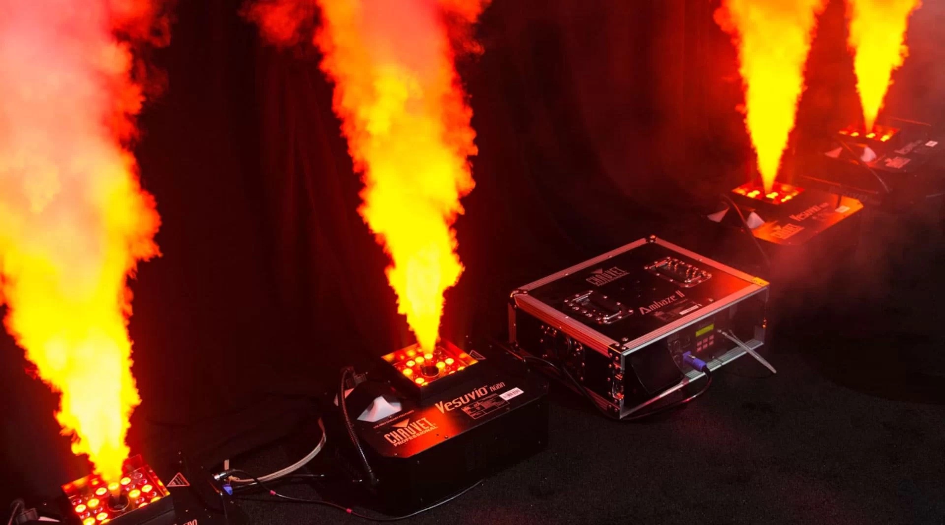 תותחי עשן 2 - דיל סלואו זיקוקים ותותחי עשן