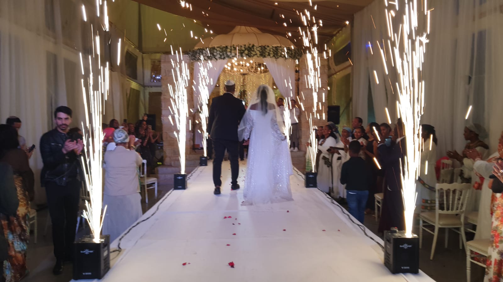 דיל אותיות פייטים וזיקוקים קרים 7