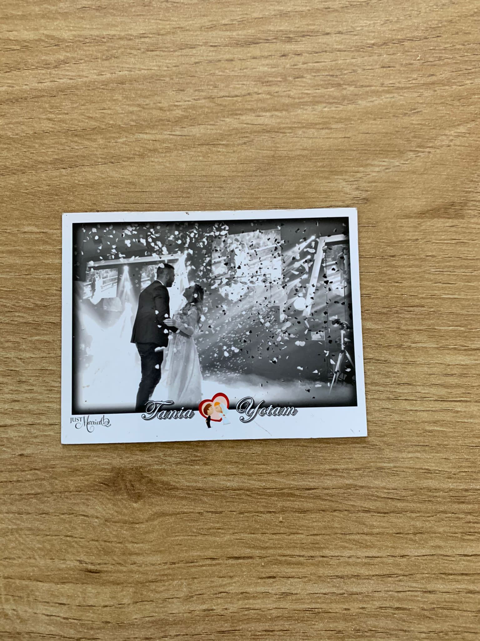 מגנטים, זיקוקים, עשן כבד, אותיות 6