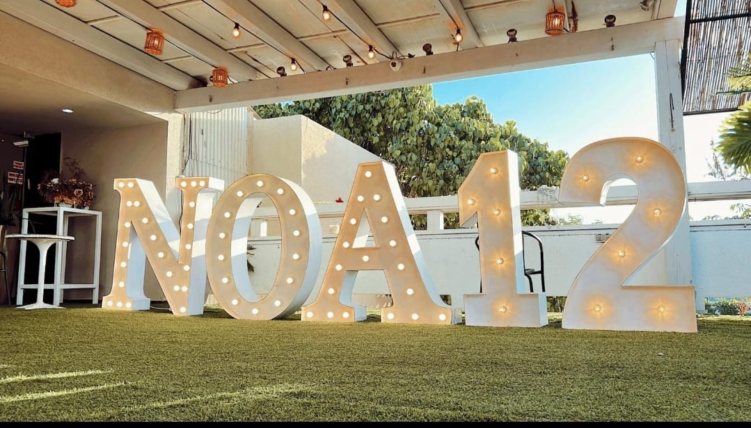 נועה חוגת 12