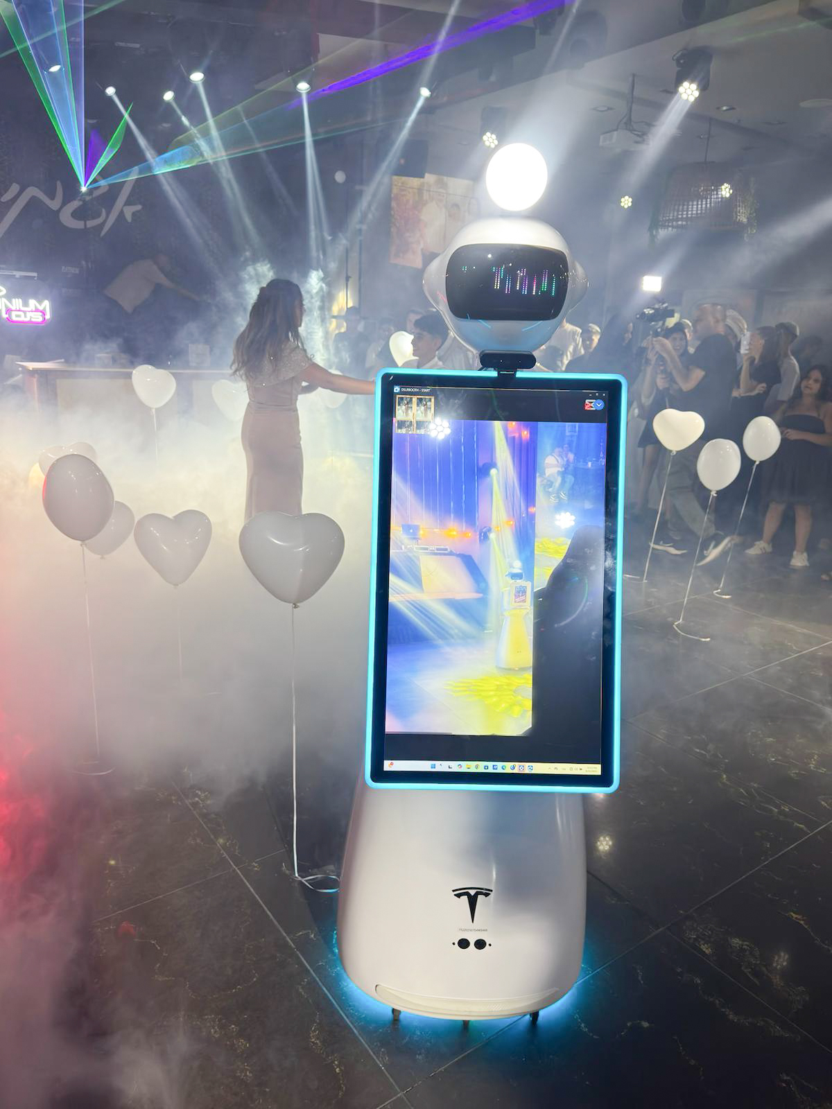 רובוט צילום AI 5